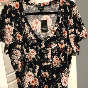 NWT torrid pocket tee